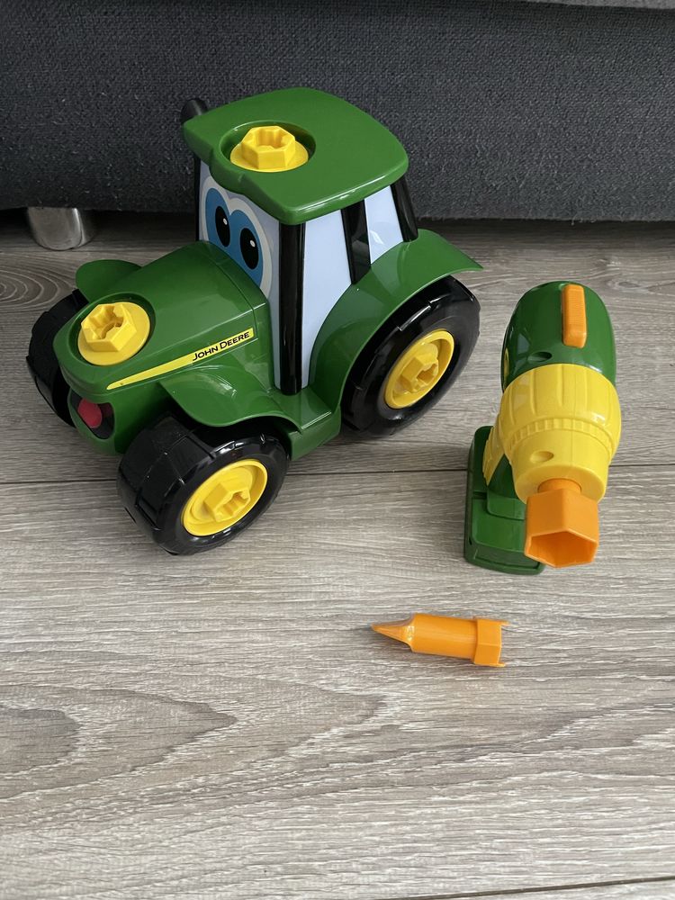 Traktor z wiertarka zbuduj