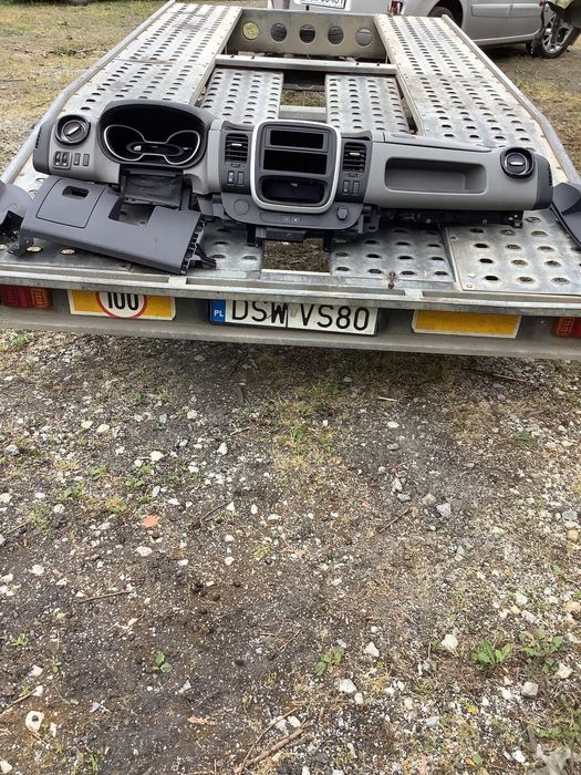 VIVARO TRAFIC III KONSOLA DESKA ROZDZIELCZA