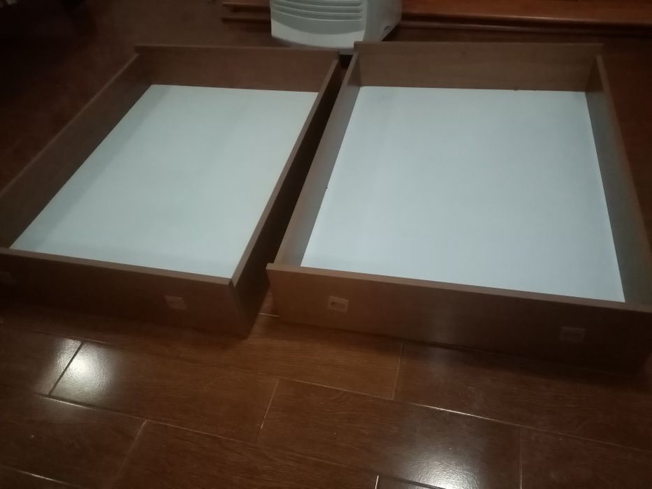 Cama de solteiro + cómoda