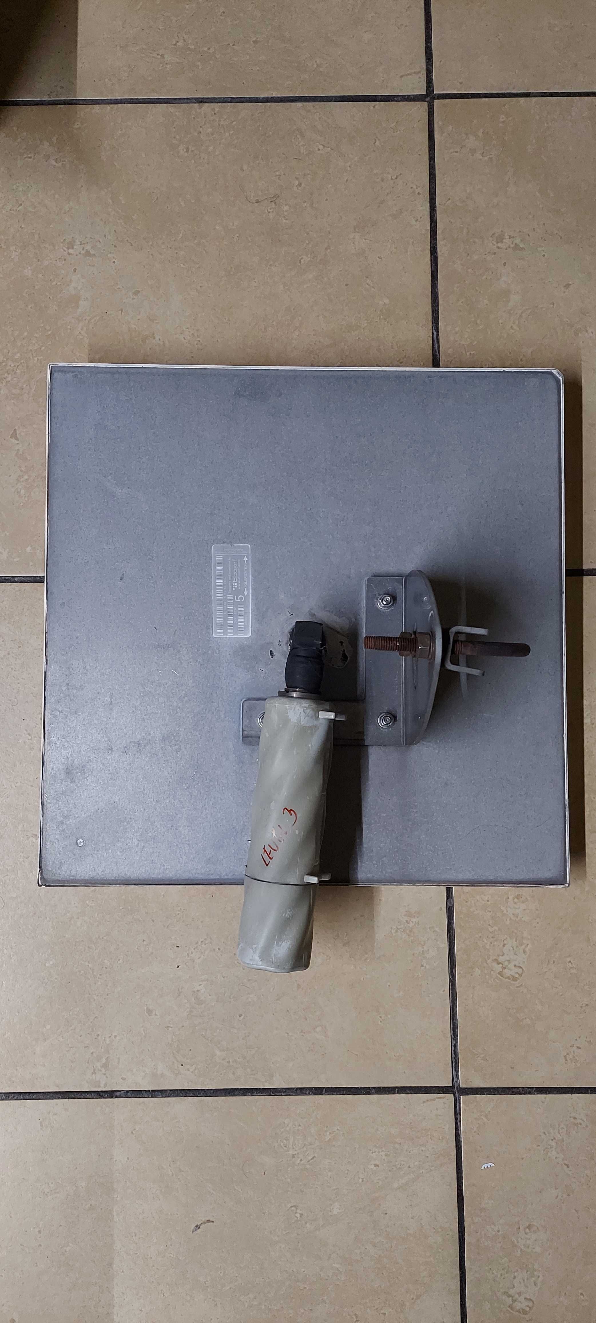 Mikrotik Groove level 3  z anteną 5GHz panel 23Dbi Tetra