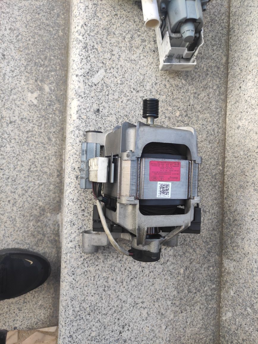 MOTOR WELLING UML 5204.01