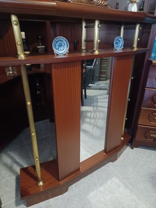 Móvel bar de canto mogno - FAÇA A SUA OFERTA