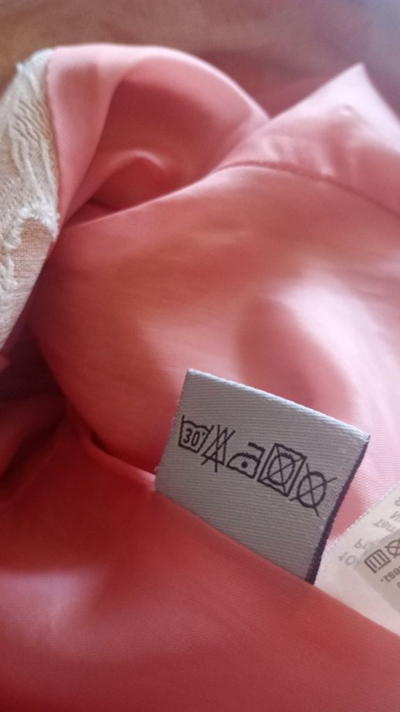 Żakiet damski na zamku