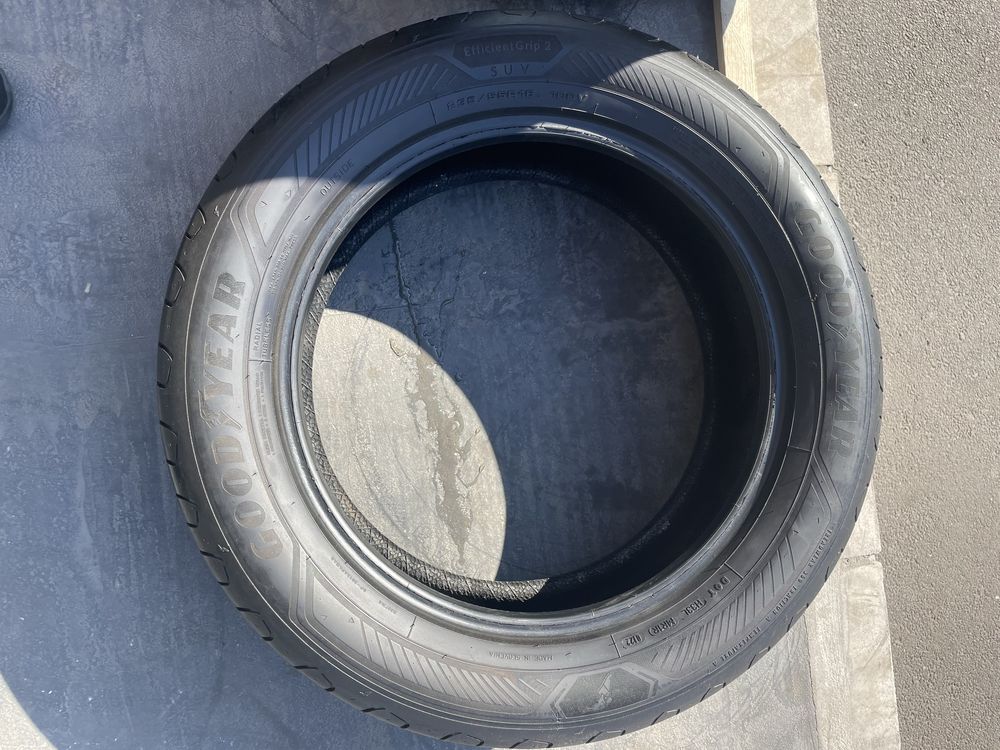 235/55/18 goodyear eficient grip 2 suv