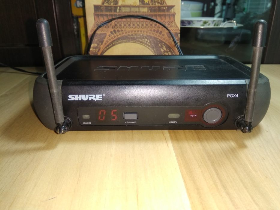 База для радиомикрофона Shure pgx4