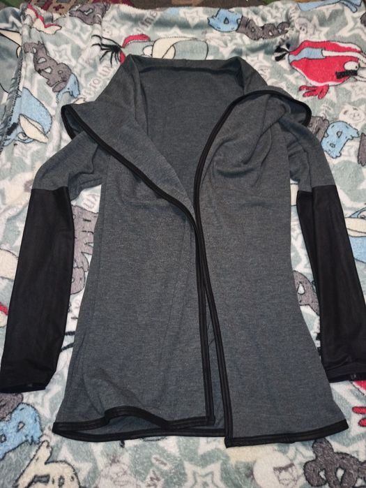 Narzutka damska sweterk Rozmiar S/M