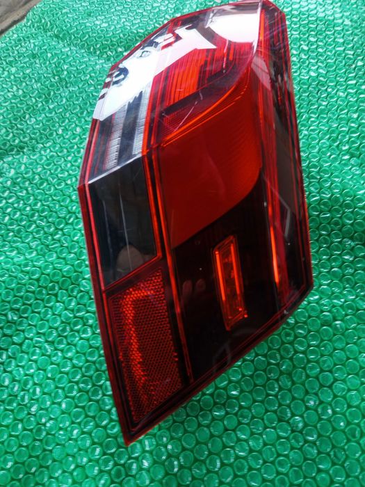 Lampa Prawa Tył tylna VW Volkswagen Golf VIII 8 5H0.945.096C