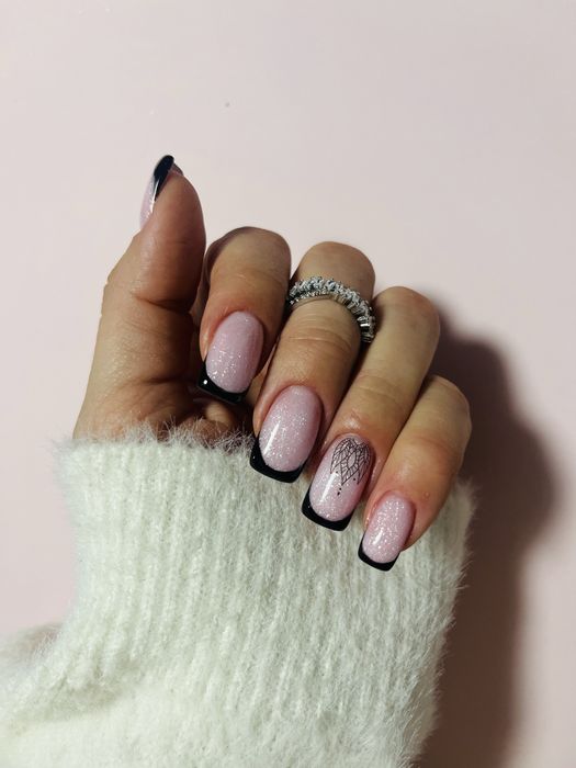 Stylizacja paznokci hybryda 70 zl OKAZAJA