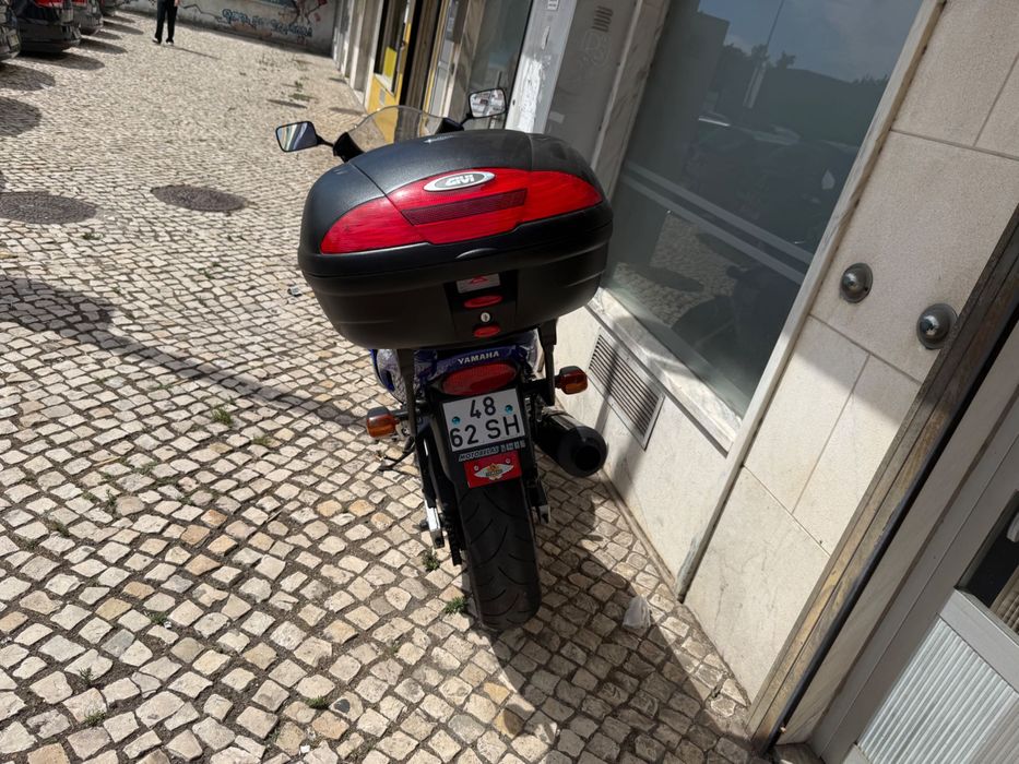 YAMAHA yzf muito estimada