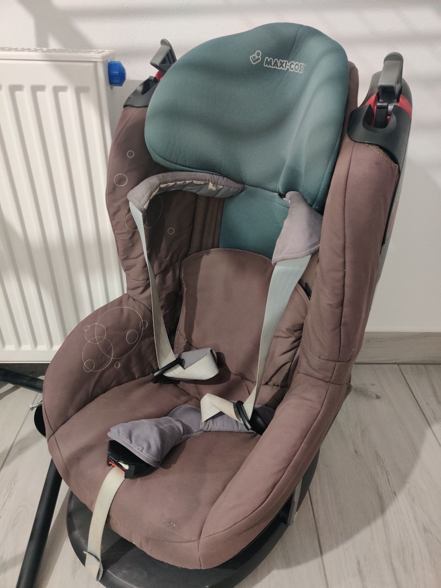 Maxi-Cosi Tobi Fotelik Samochodowy 9-18kg używany, bezwypadkowy