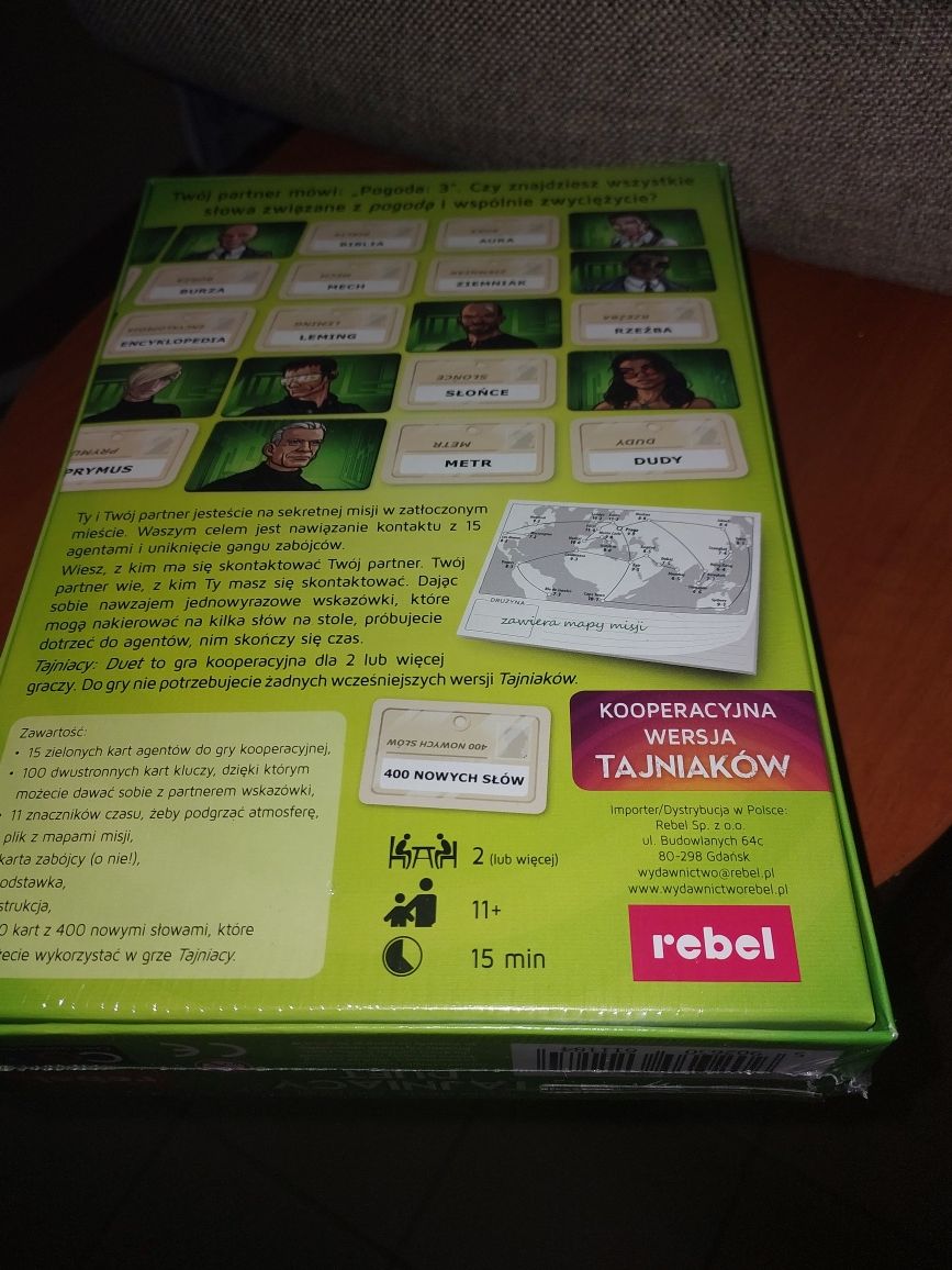 Gra towarzyska TAJNIACY duet REBEL kolejna wersja Tajniaków pudło NOWE