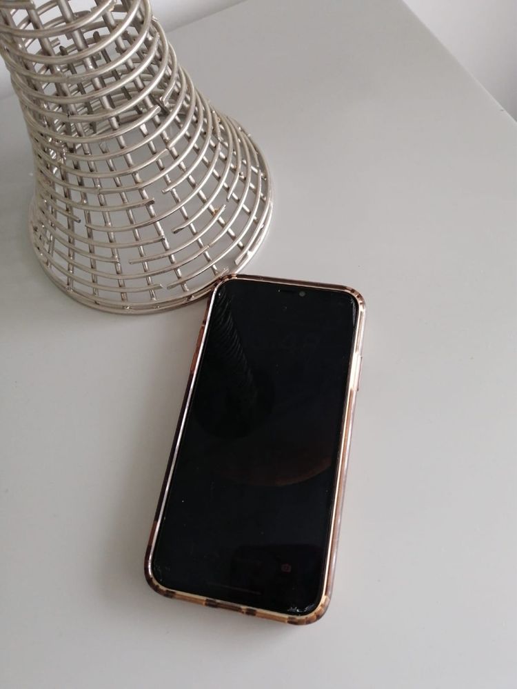 IPhone 11 com 64G