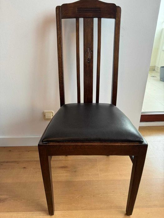 Krzesło Art Déco,Polska międzywojenna, dąb, siedzisko skórzane