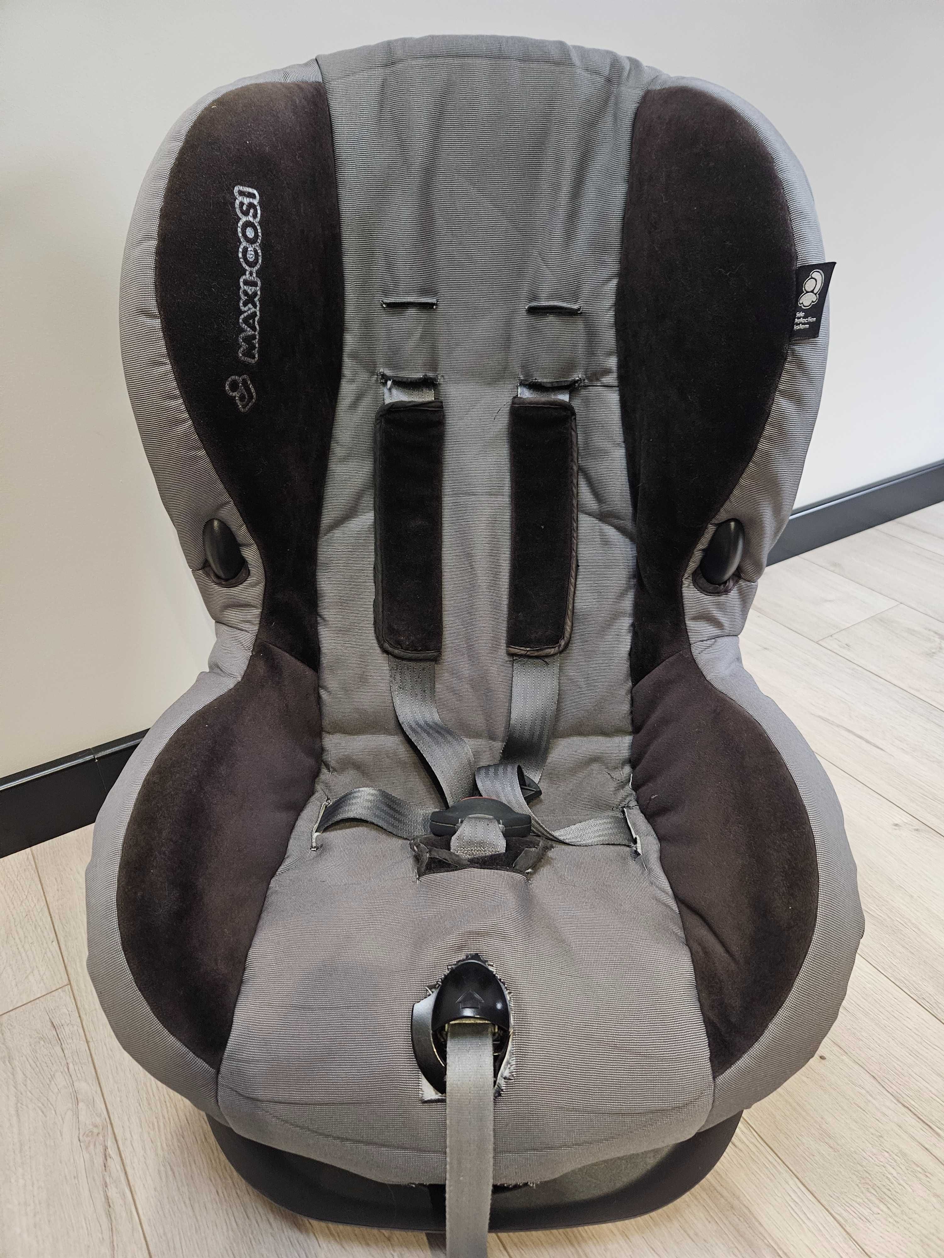 Foteliki Maxi-Cosi 9-18kg