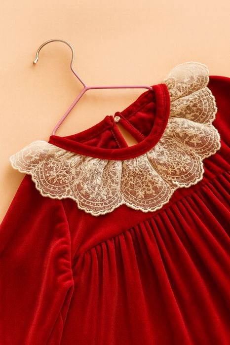 Оренда червоної оксамитової сукні | 18–24 міс