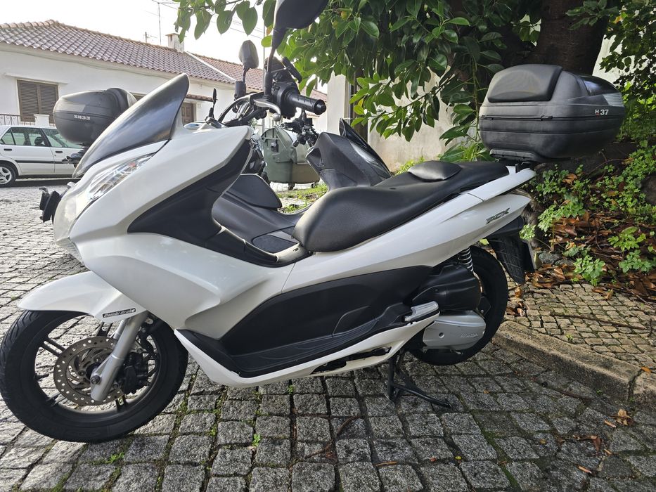 Honda PCX 2010 impecável