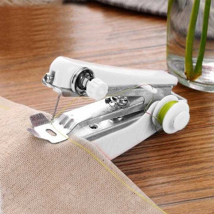 Mini Maszyna Ręczna Szycia Igła Nić Manualna Przenośna Bez Zasilania