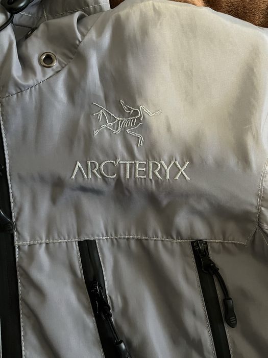 Вітровка Arcteryx b/y