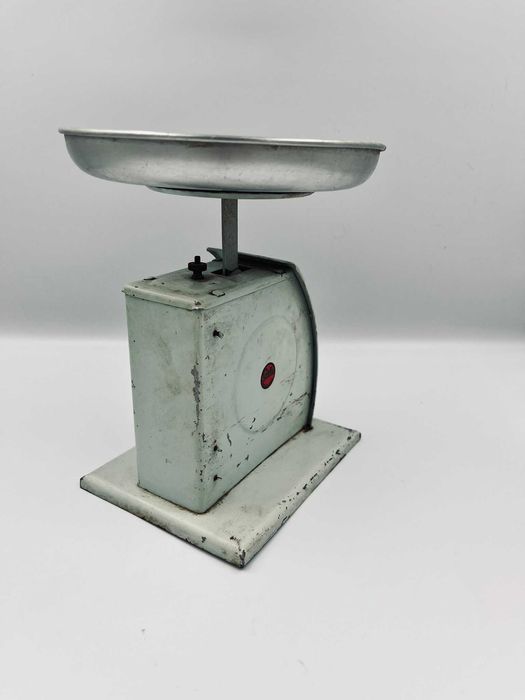 Stara waga kuchenna Gütte