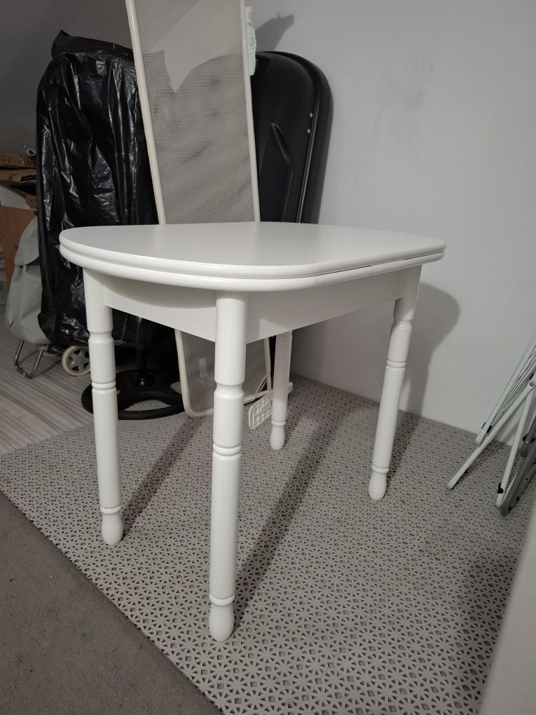 Mesa de madeira extensível