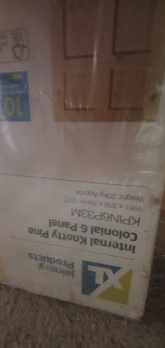 Drzwi sosnowe bez futryn