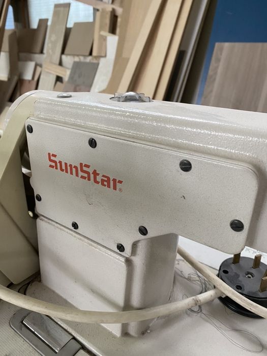 Продам швейную машину