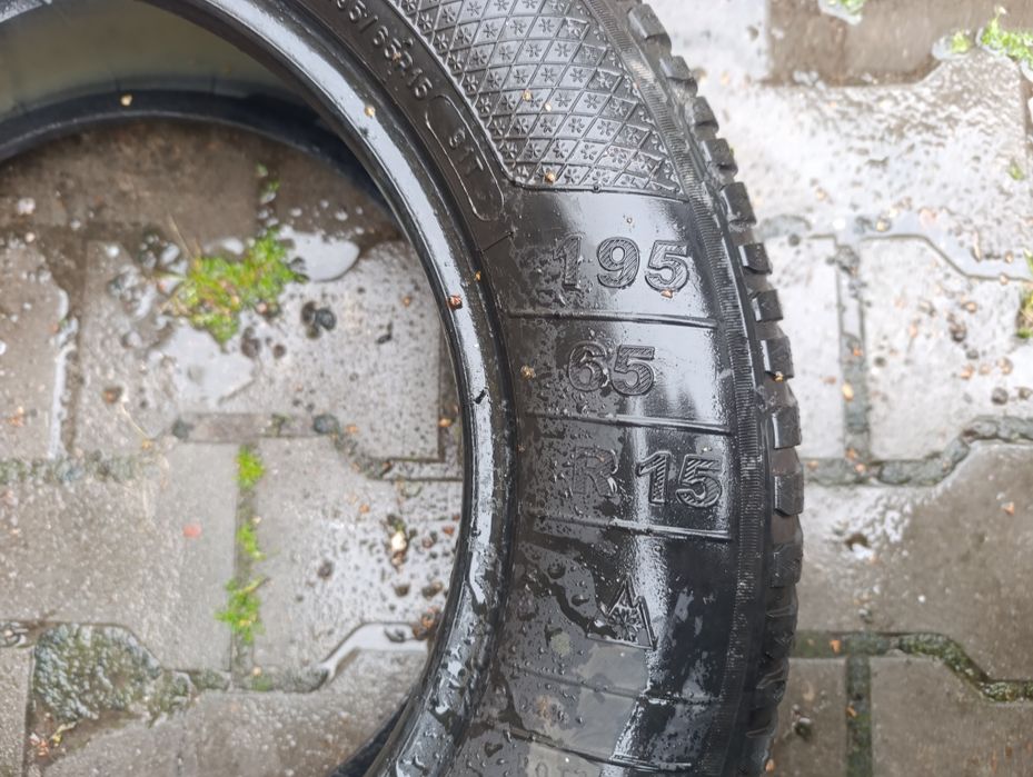 Opony zimowe 2x Goodyear ultragrip i 2 x kleber krisalp hp3 195/65/15