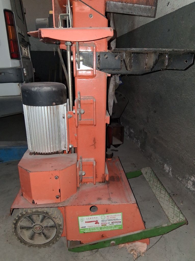 Rachador de 12 T