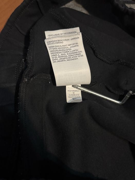 2 пары Nike Tech Fleece