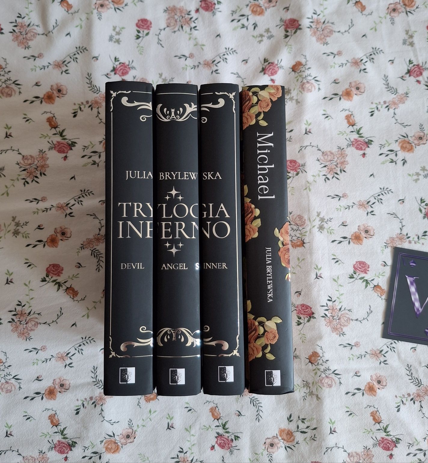 Trylogia Inferno, Michael (edycje specjalne)+książka - Julia Brylewska