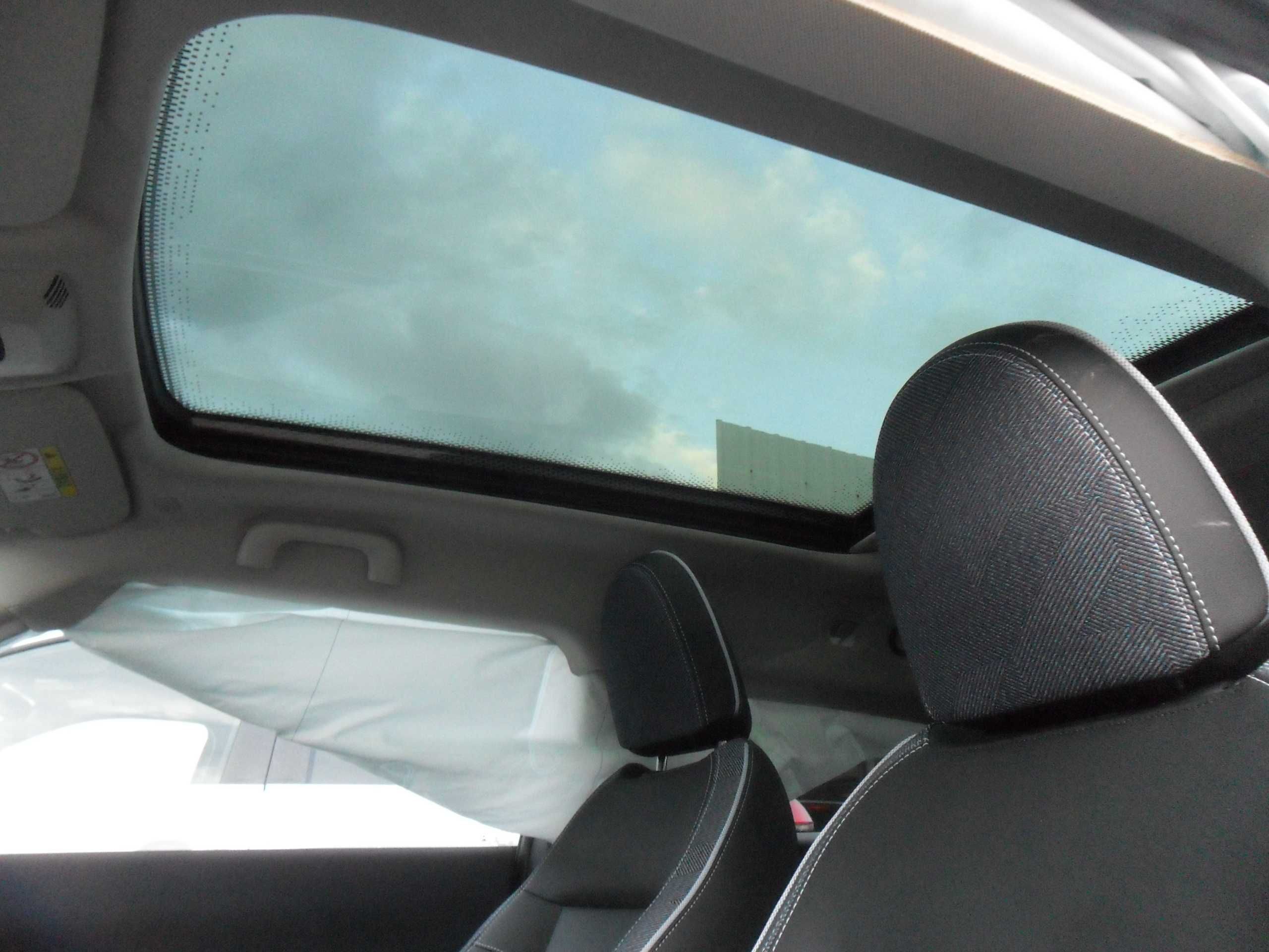 MINI 3 Portas Cooper SE Classic M (2024)