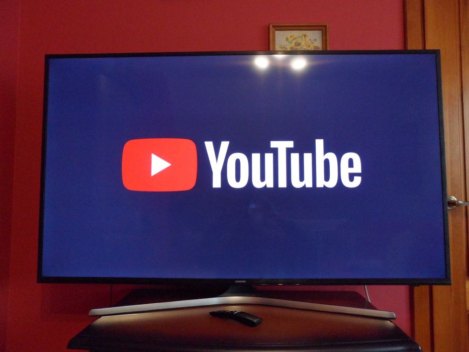 SMART TV SAMSUNG UE55MU6172 55" 4K UHD WiFi YouTube Netflix dvb-t2 !!!