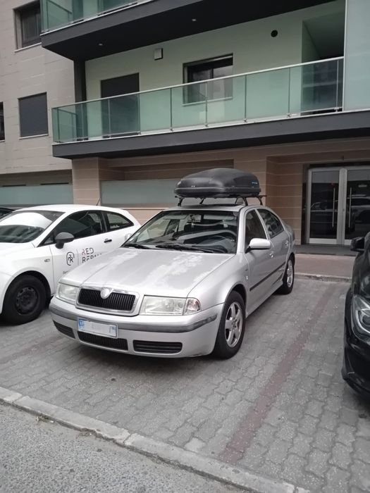 Vendo skoda Octavia 1.6i