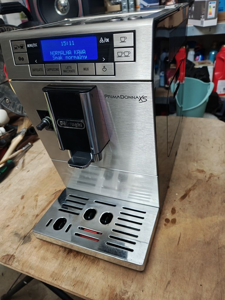 Ekspres do kawy DELONGHI primadonna xs