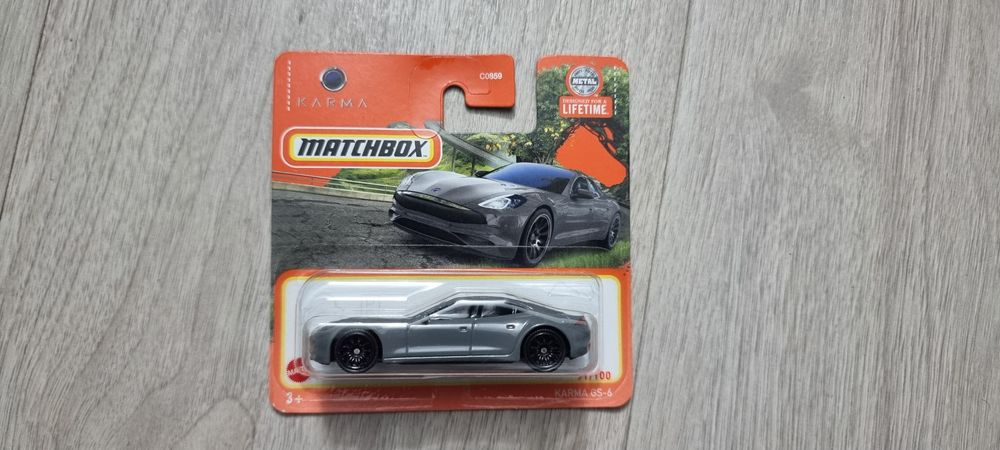 Matchbox varios carros