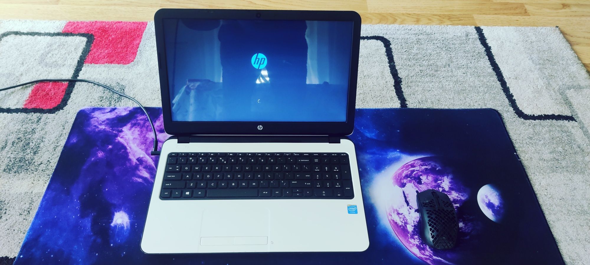 Lapto HP 15" + myszka + podkładka