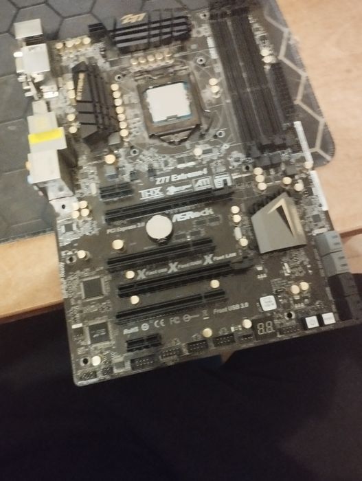 Sprzedam płyta główna  Z77 extreme 4 i procesor Intel xenon e3