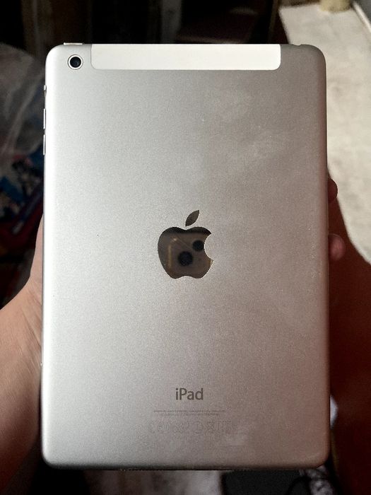 Apple iPad mini 7.9" A1455 Wi-Fi + Cellular 16GB