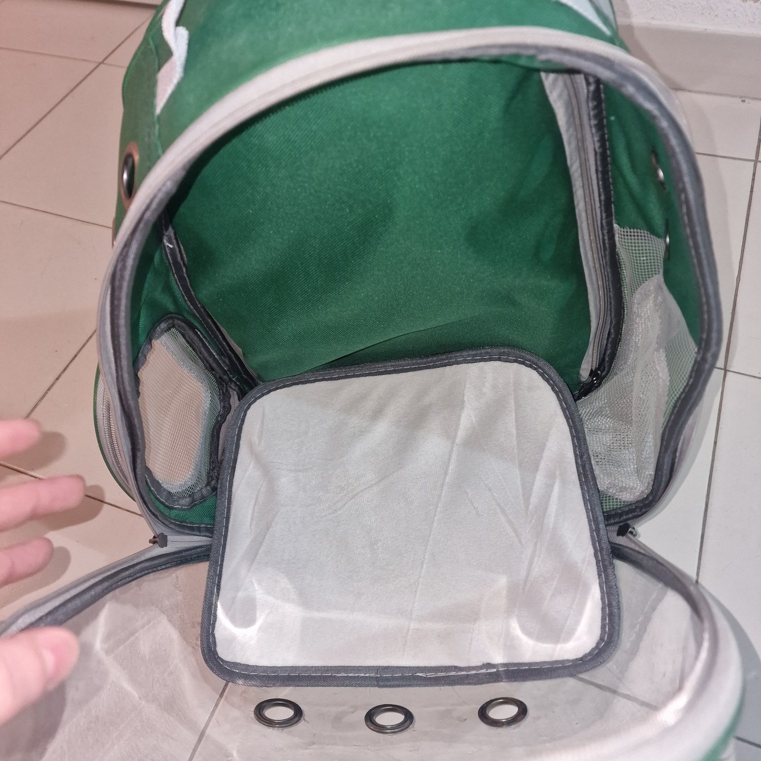 Mochila para gatos e cães