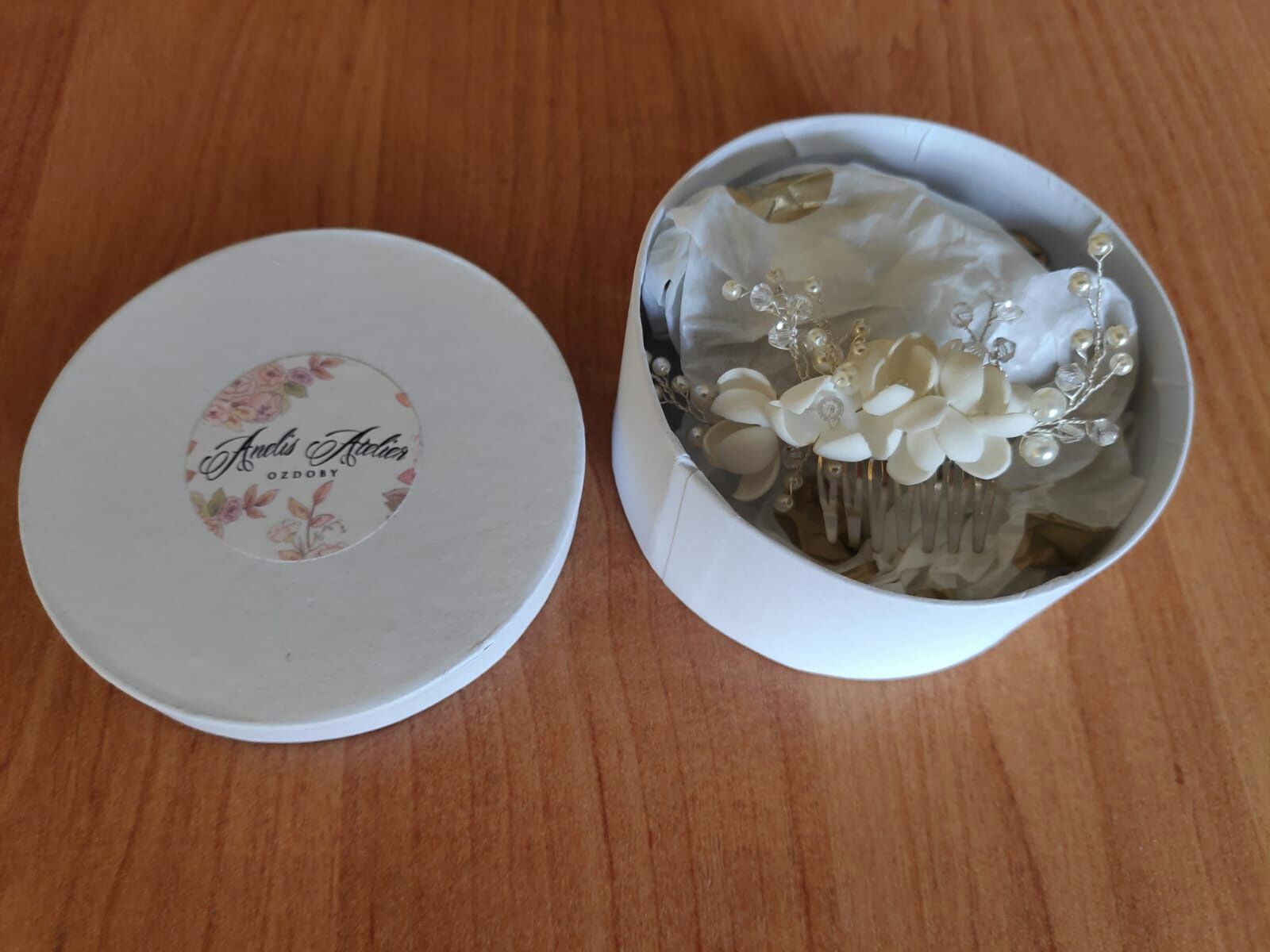 Ozdoba ślubna do włosów w kolorze ivory