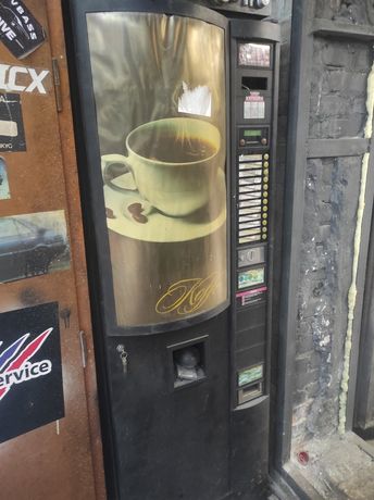 Продам кофеавтомат