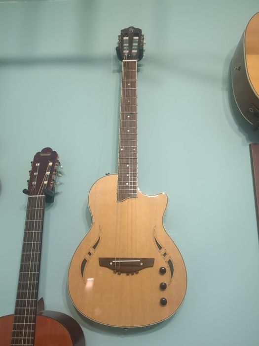 Gitara elektryczno-klasyczna Harley Benton