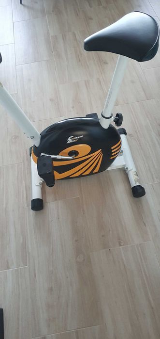 Rower stacjonarny magnetyczny