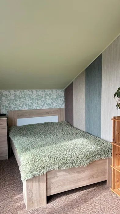 Уникальный дом 110 м. кв. возле озера в районе Донецкого шоссе.