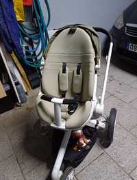 Carrinho Quinny moodd com babycoque maxicosi e adaptadores