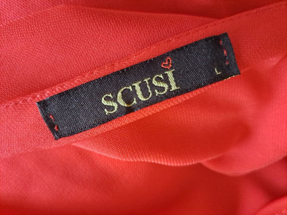 Vestido vermelho scusi L
