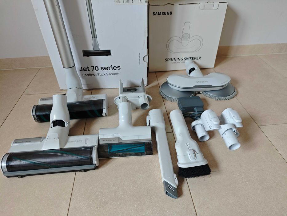 Odkurzacz pionowy Samsung Jet 70 w stanie idealnym + głowica mopująca