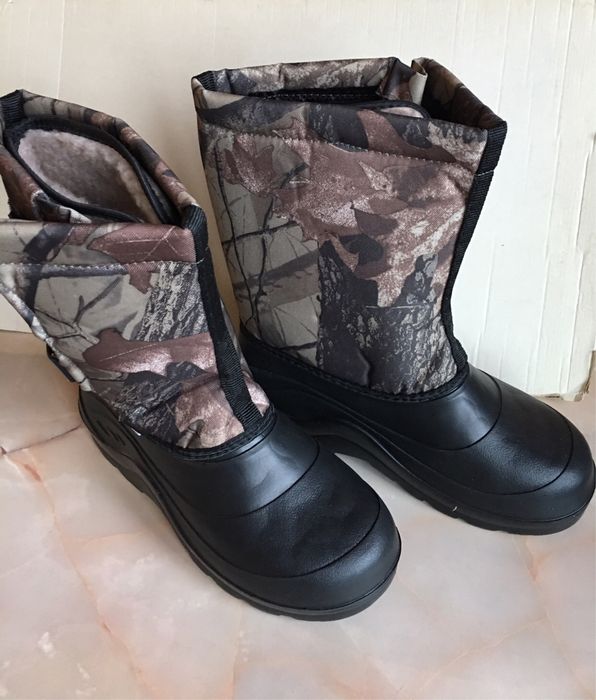 Сапоги/чоботы мужские утепленные рабочие 42-43 р новые