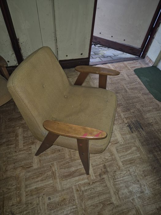 Fotel Chierowski336PRL