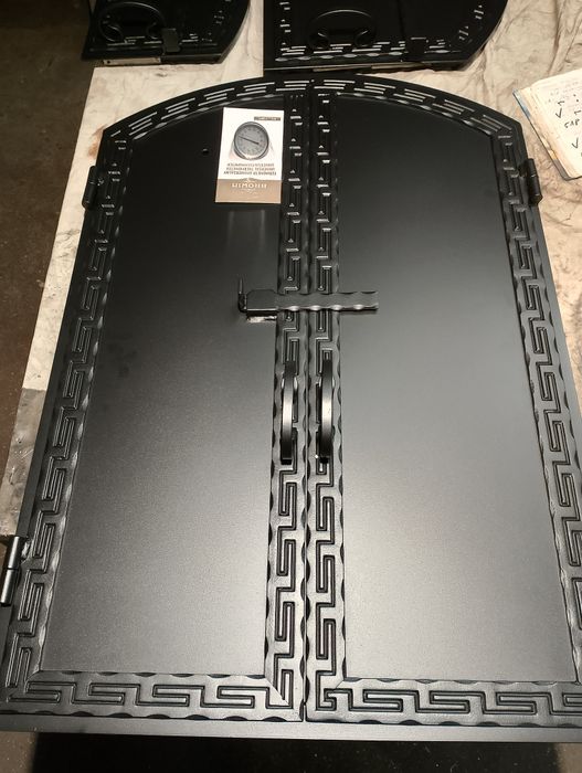 Drzwi stalowe do wędzarni